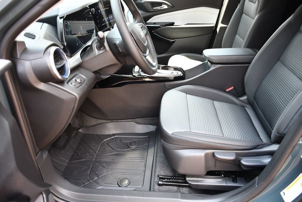 2026 Chevrolet Trax LT - Photo 22