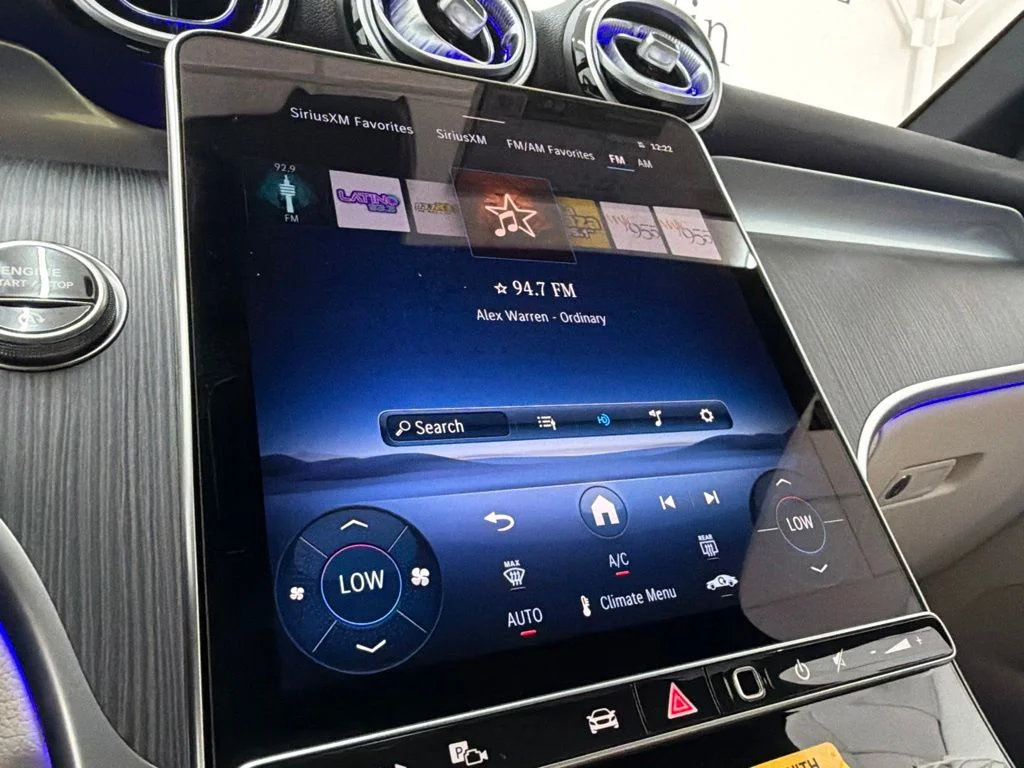 New 2027 Black Mercedes-Benz GLC 300 image 18