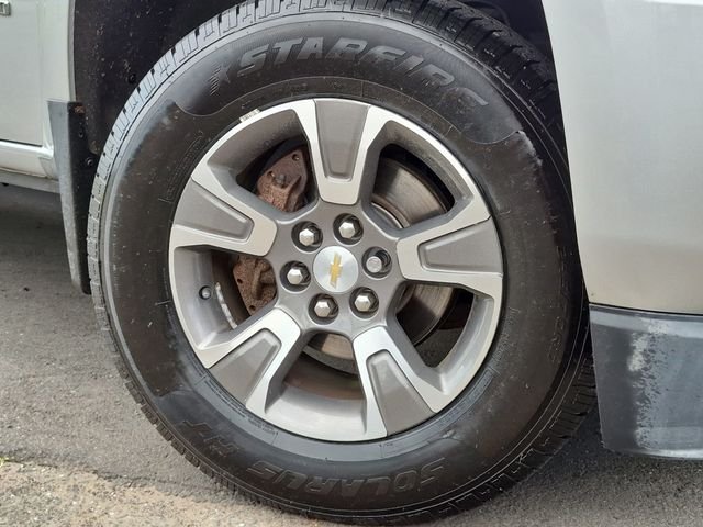 Used 2016 Silver Chevrolet Z71 image 9