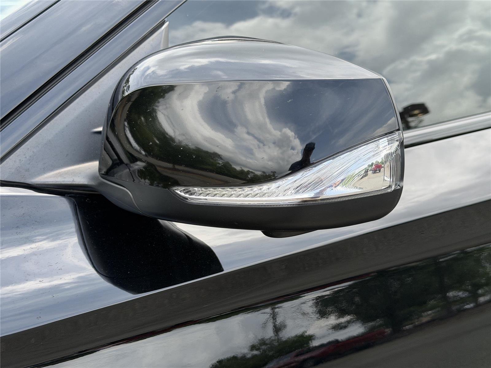 Used 2023 Black Obsidian INFINITI SPORT image 37