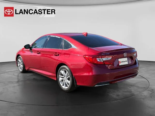 Used 2018 Red Honda LX 1.5T image 5