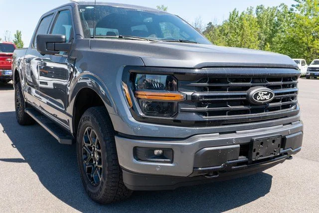 New 2026 Gray Metallic Ford XLT image 4
