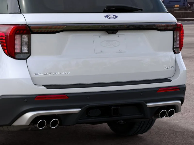 New 2027 Star White Metallic Tri-Coat Ford Platinum image 24