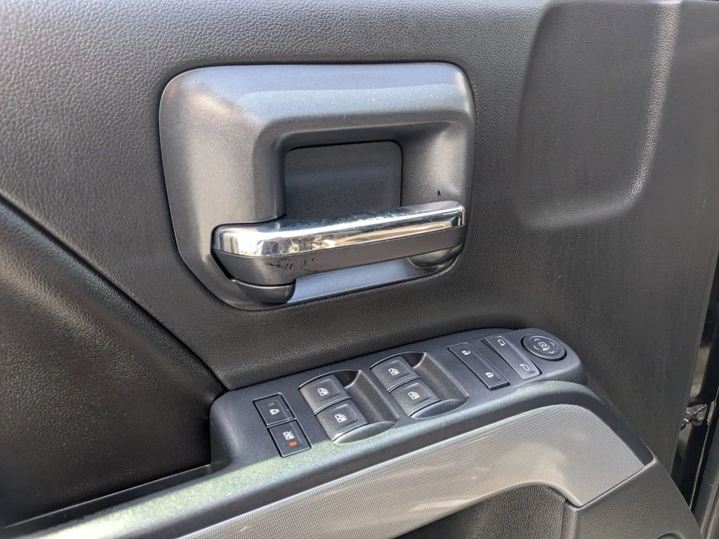 Used 2015 Black Chevrolet LT image 12