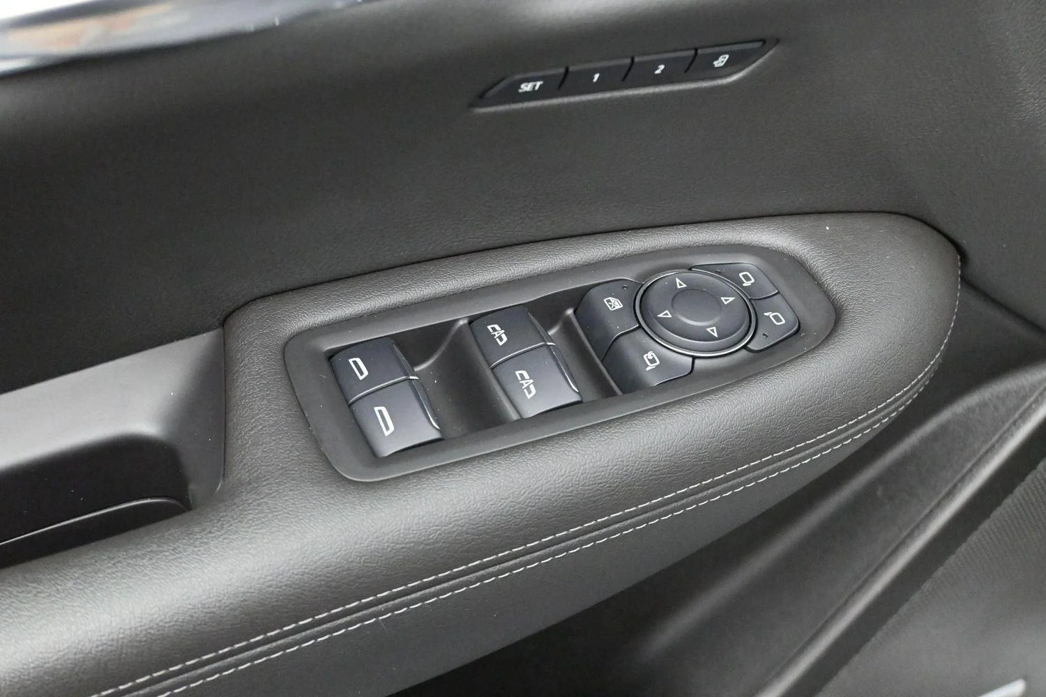 Used 2024 Argent Silver Metallic Cadillac Sport image 12