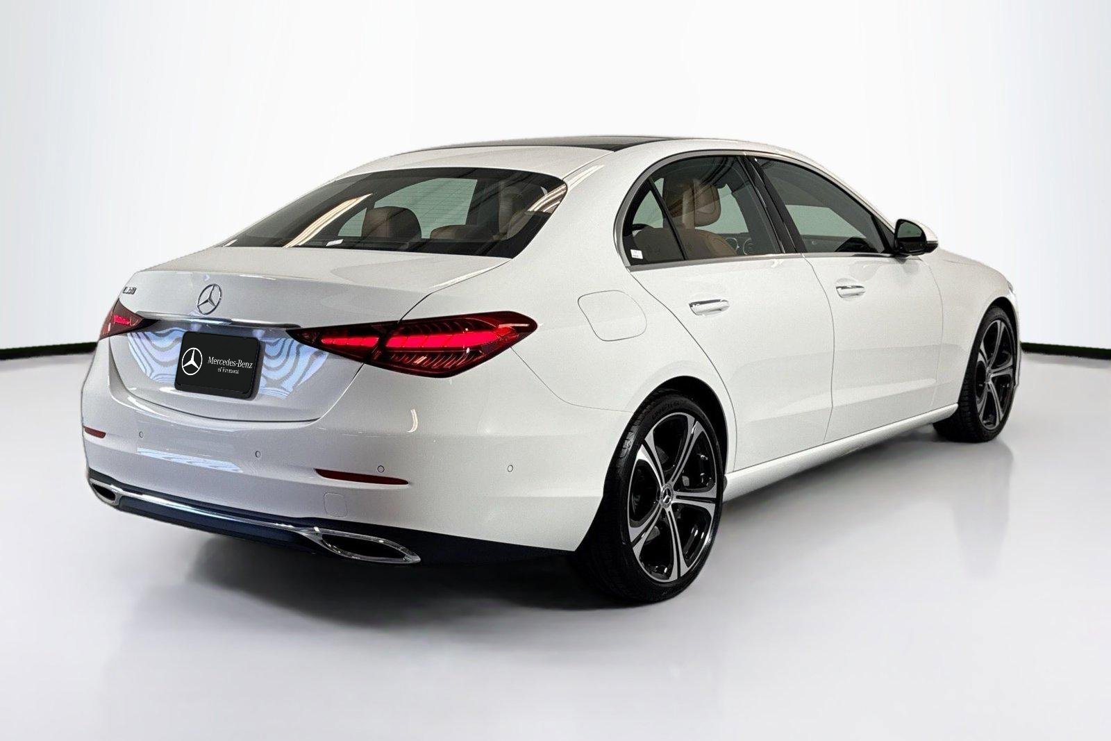 New 2026 Polar White Mercedes-Benz C 300 image 5