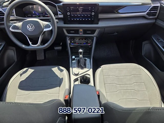 2026 Volkswagen Taos SE Black - Photo 10