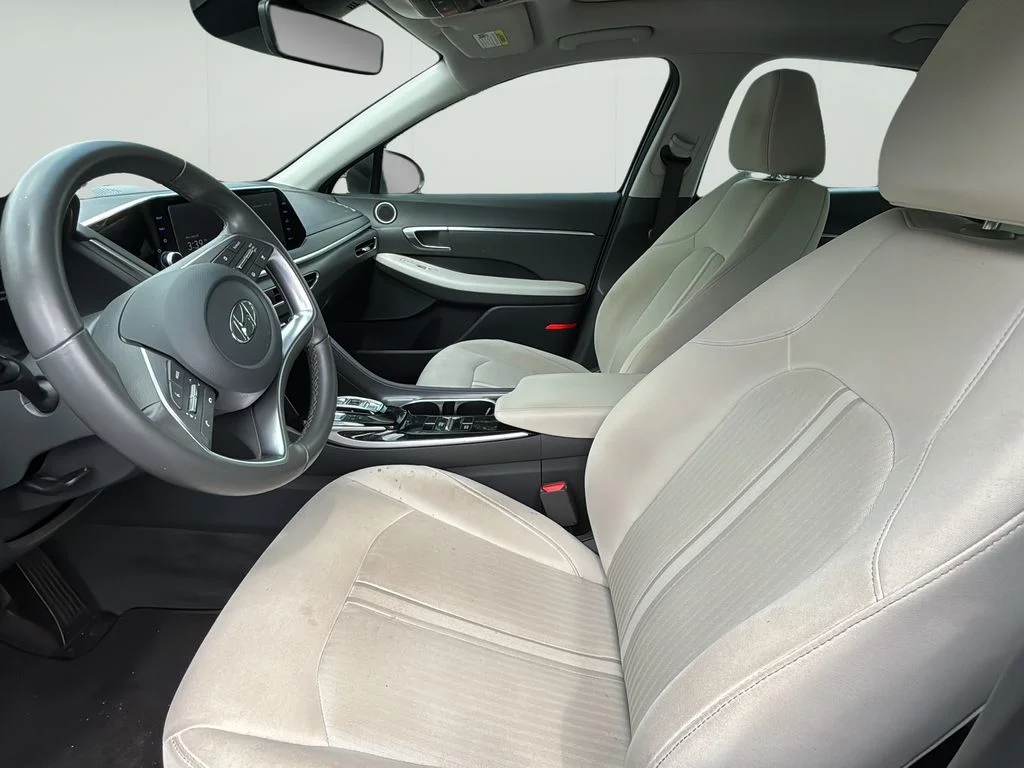 Used 2023 Serenity White Hyundai SEL image 14