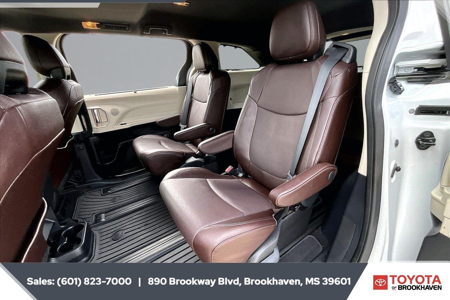 Used 2024 Windchill Pearl Toyota Platinum AWD image 21