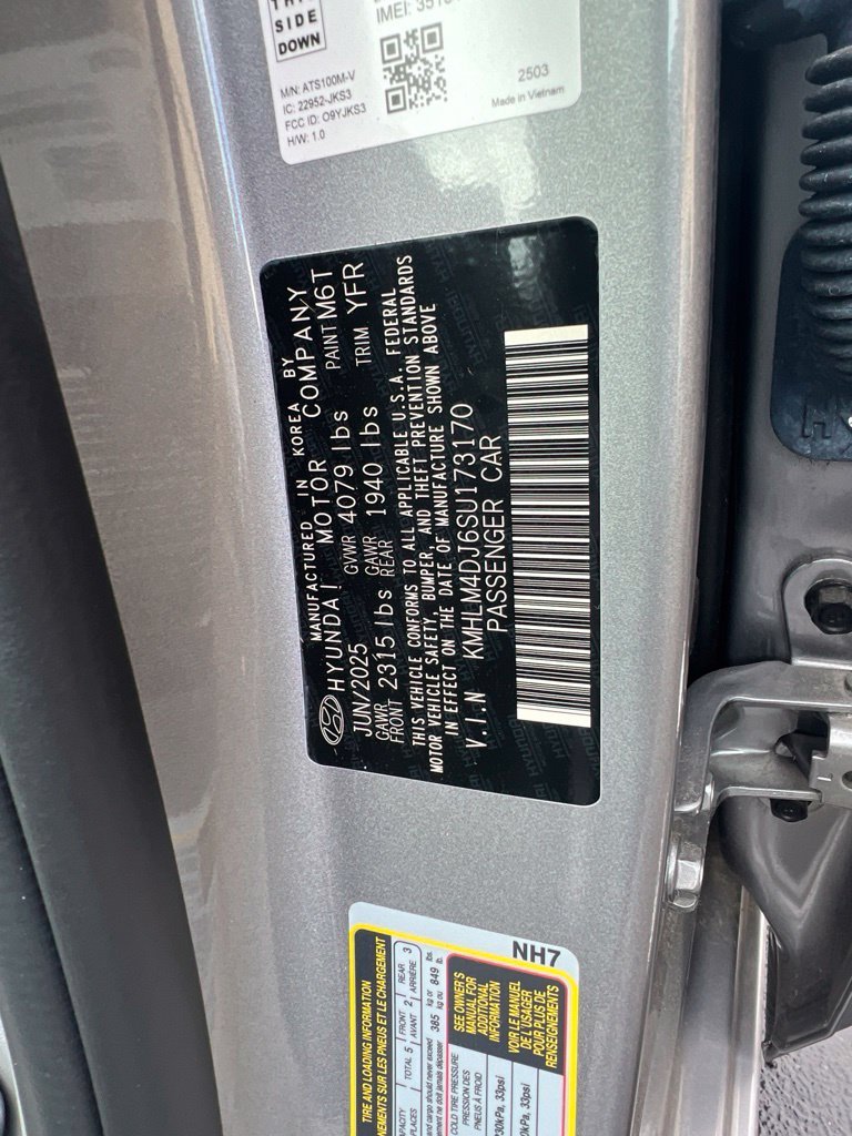 Certified Used 2025 Silver Hyundai Blue image 14