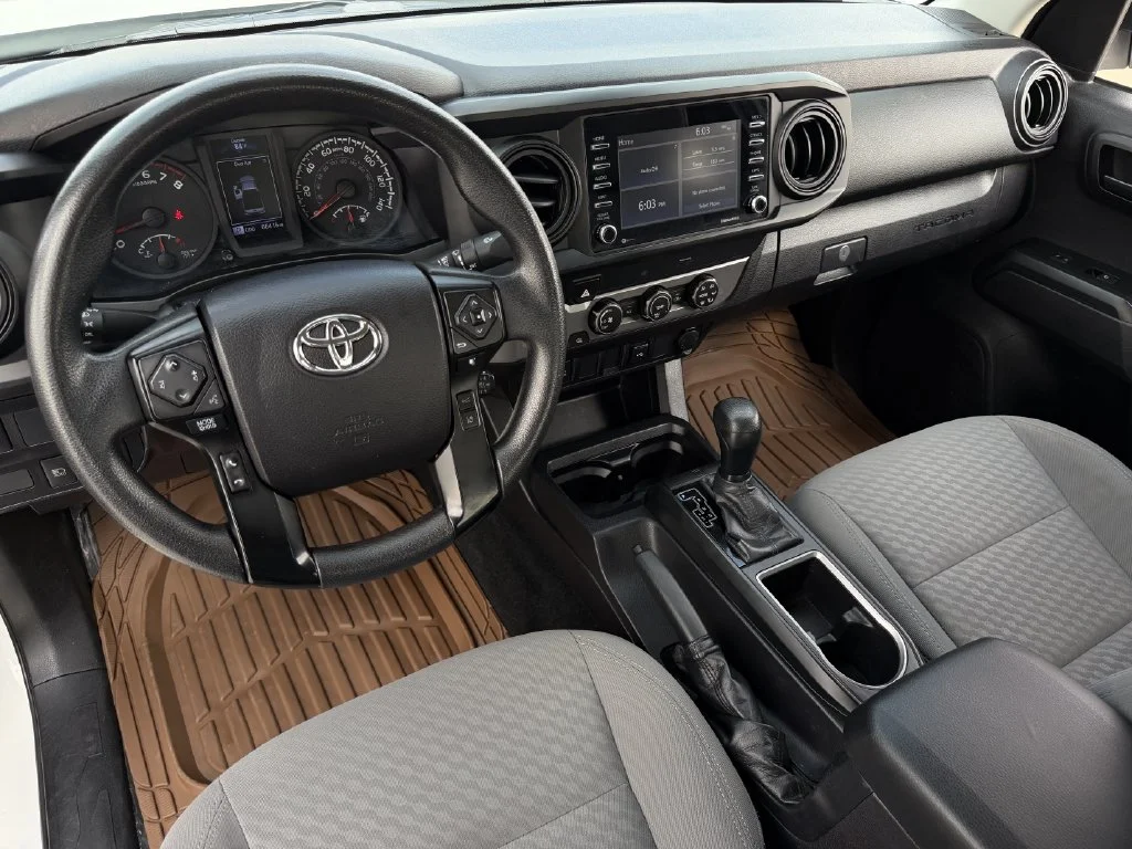 Used 2021 White Toyota SR image 10