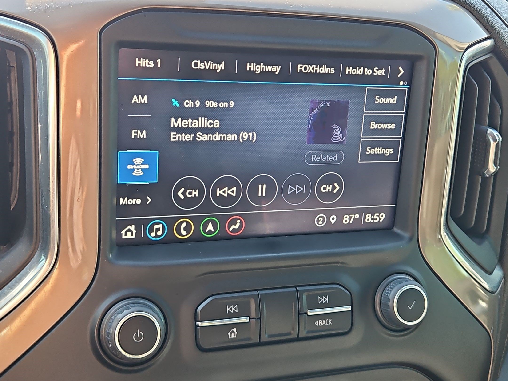 2023 Chevrolet Silverado 3500HD High Country - Photo 18