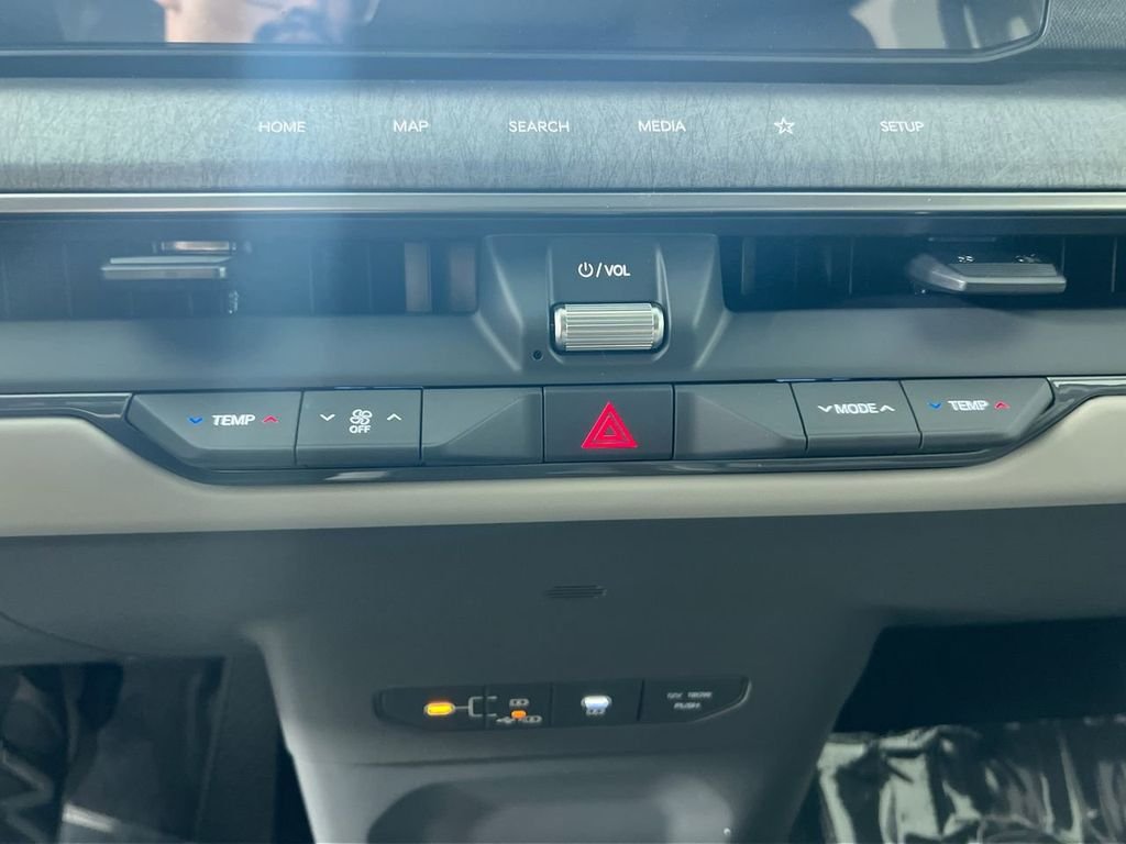 New 2026 Ebony Black Kia Wind AWD image 25