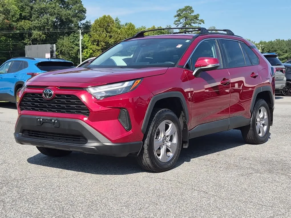 2024 Toyota RAV4 XLE