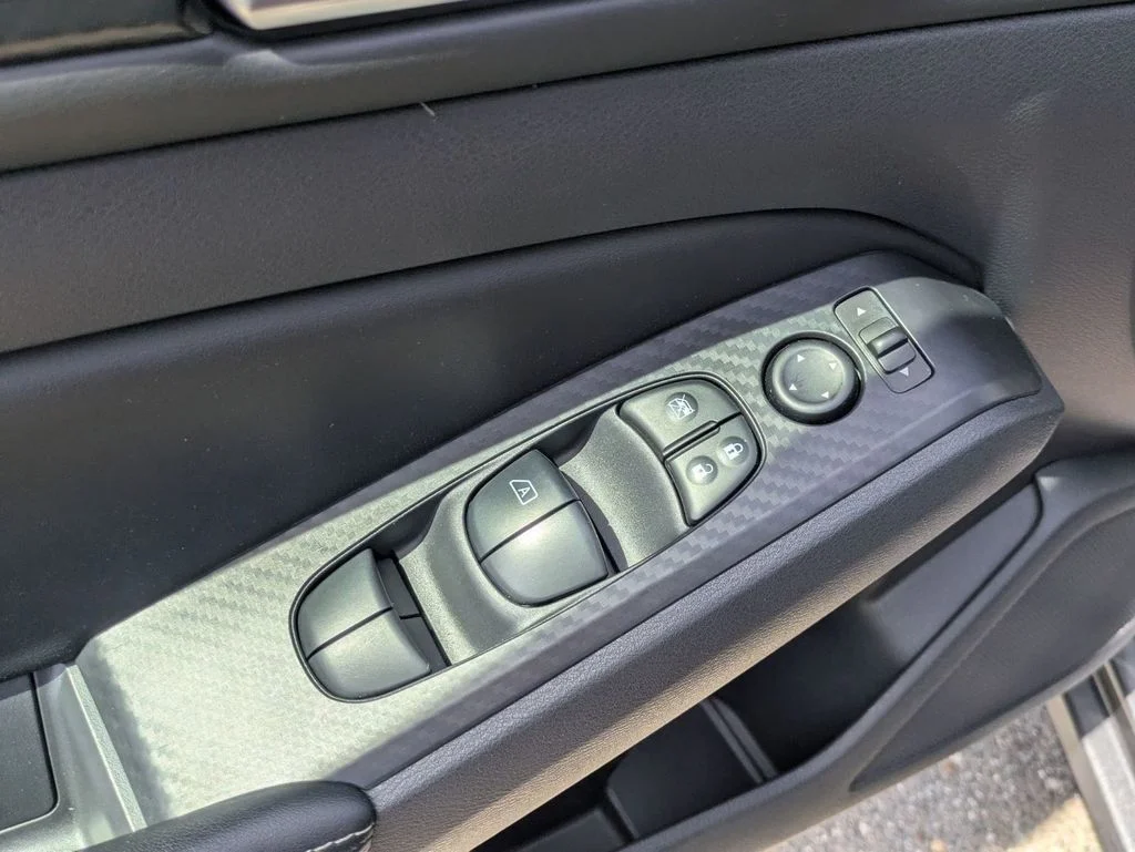 Used 2025 Gray Nissan 2.5 SV image 11
