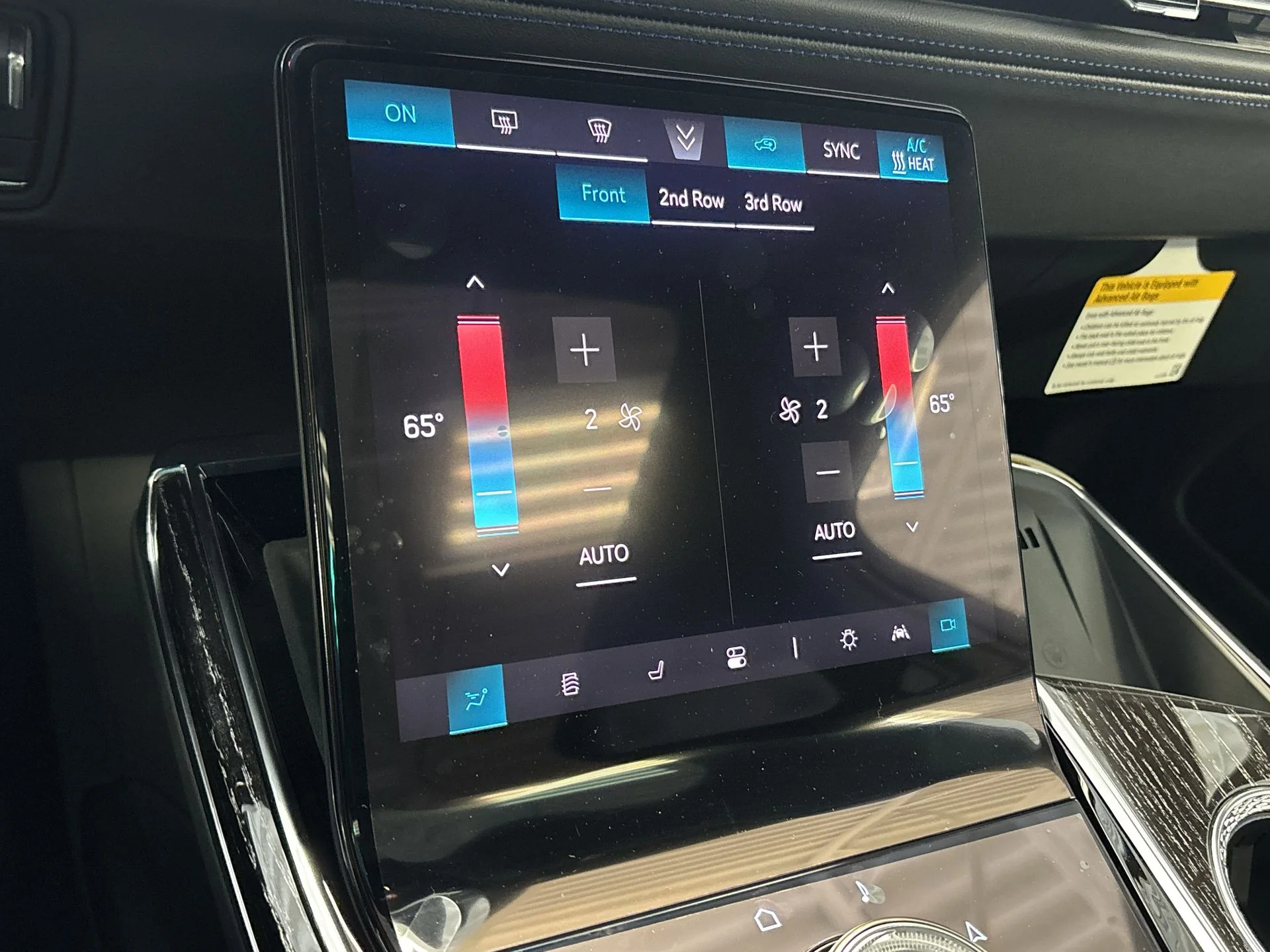 2025 Cadillac Escalade IQ Luxury 1 - Photo 64