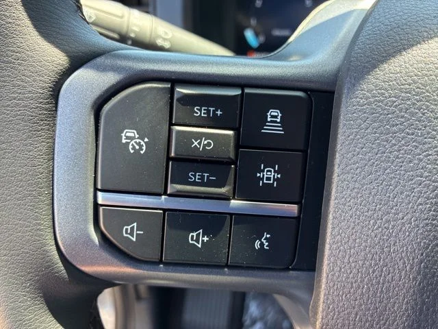 New 2026 Star White Metallic Tri-Coat Ford Lariat® image 34