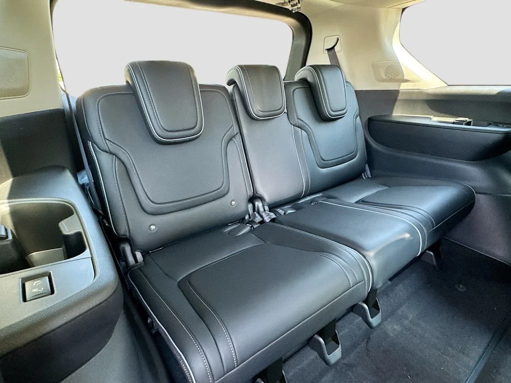 New 2026 RADIANT WHITE INFINITI Luxe 4WD image 29