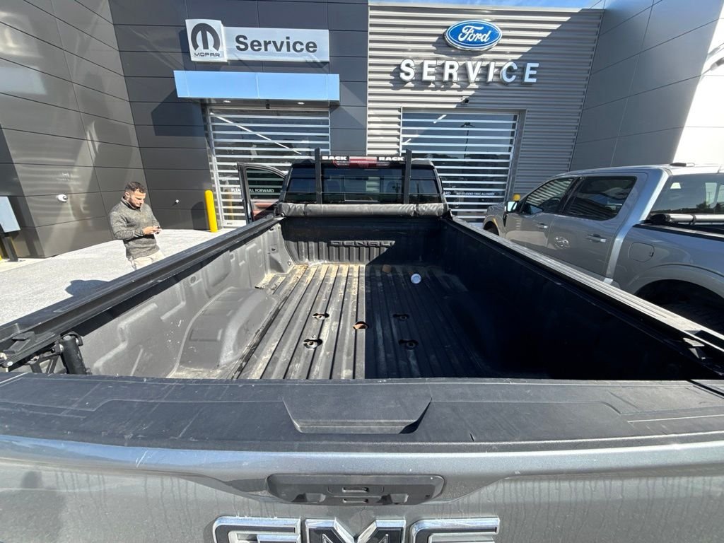 Used 2024 Sterling Metallic GMC Denali Ultimate image 13