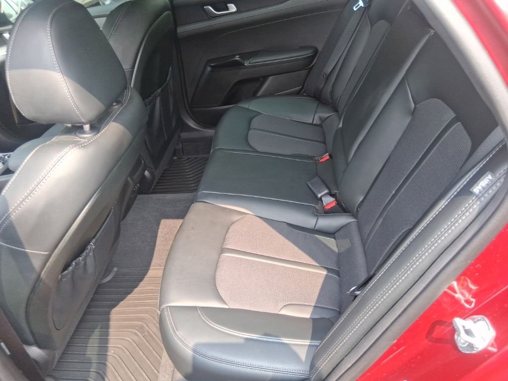 Used 2023 Red Kia GT-Line image 14