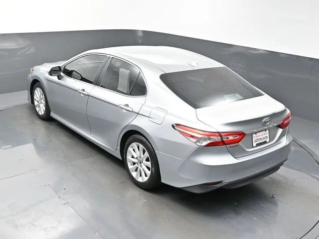 Used 2019 Silver Toyota LE image 43