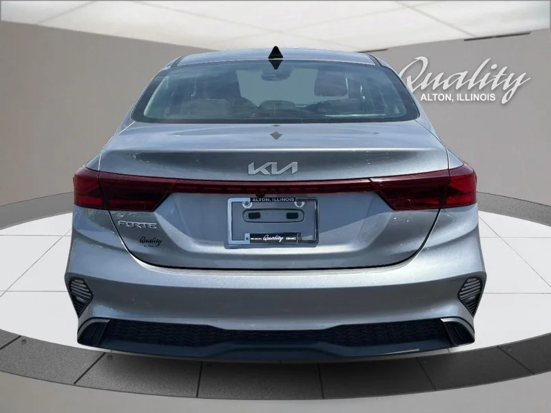Used 2024 Steel Gray Kia LXS image 5