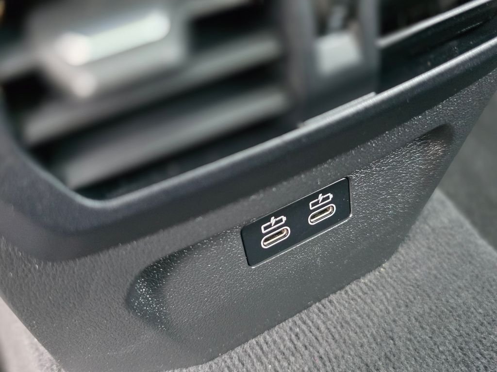 2025 BMW 2 Series 228 - Photo 17