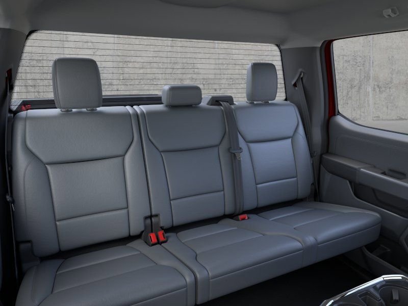 2025 Ford F-150 Lightning Flash - Photo 11