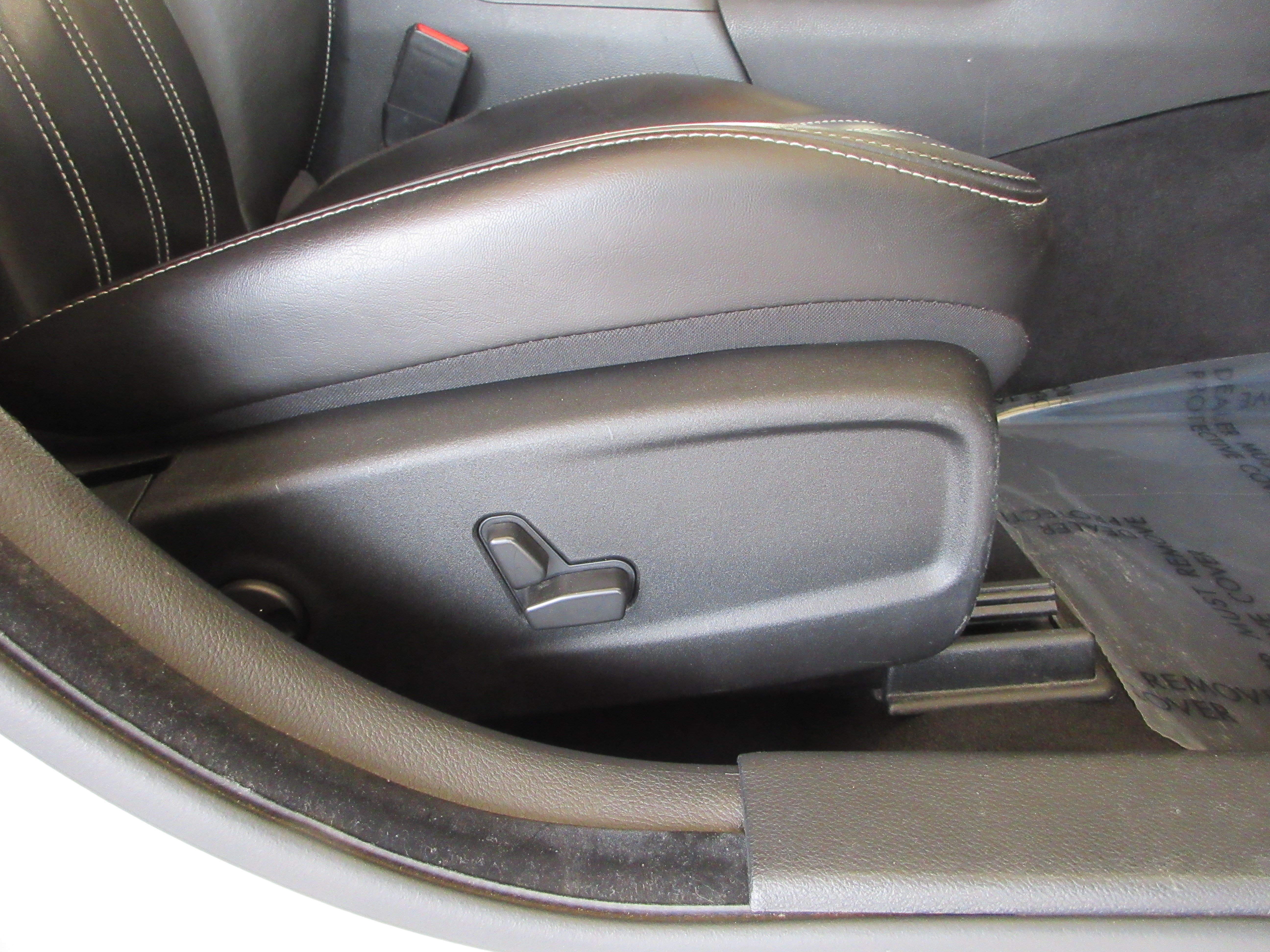 Used 2022 Bright White Clearcoat Chrysler S image 25