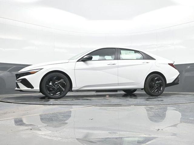 New 2026 White Hyundai SEL Sport image 21
