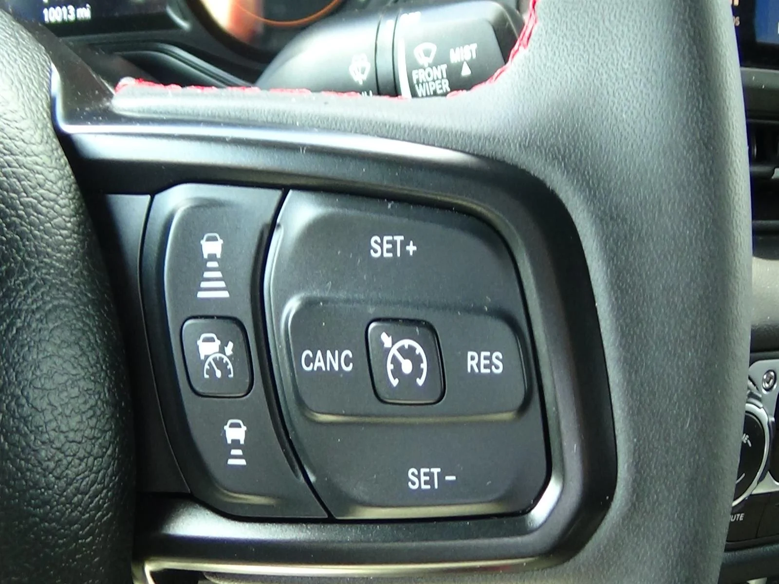 Used 2024 Hydro Blue Pearl Coat (pbj) Jeep Rubicon image 20