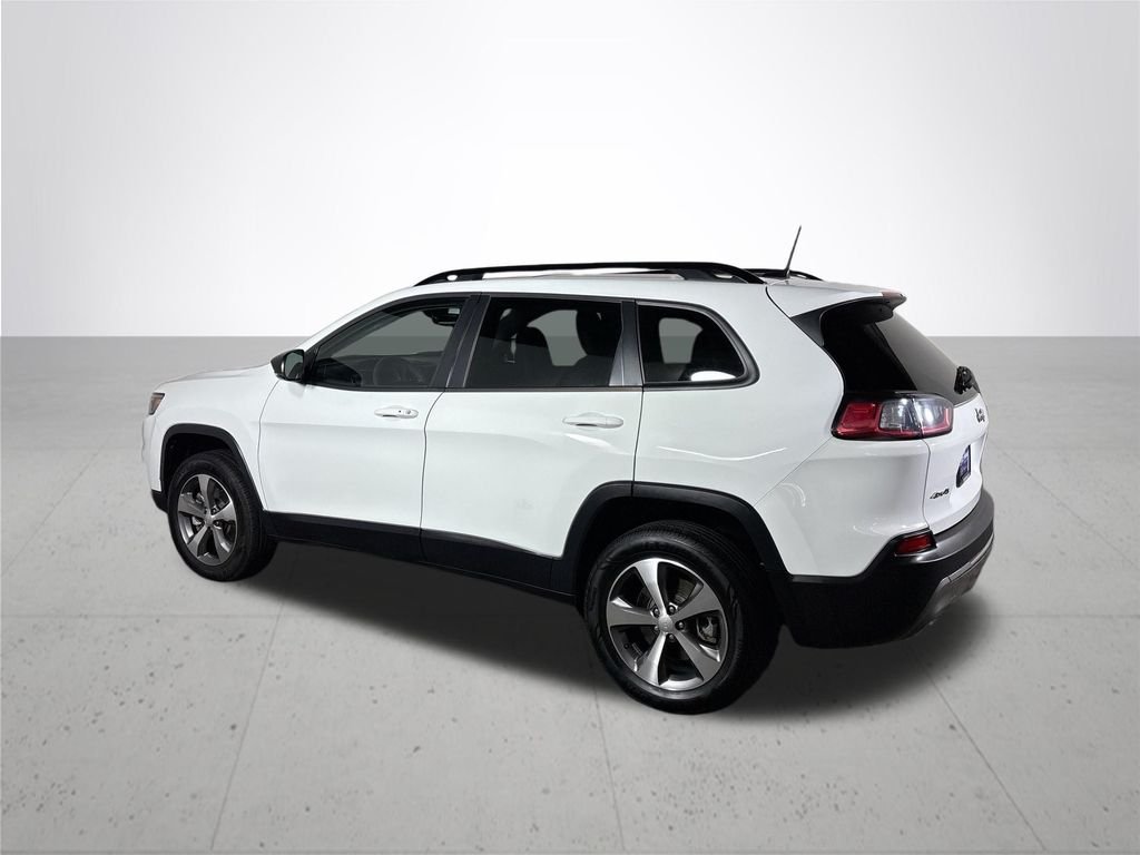 Used 2022 Bright White Clearcoat Jeep Limited image 8
