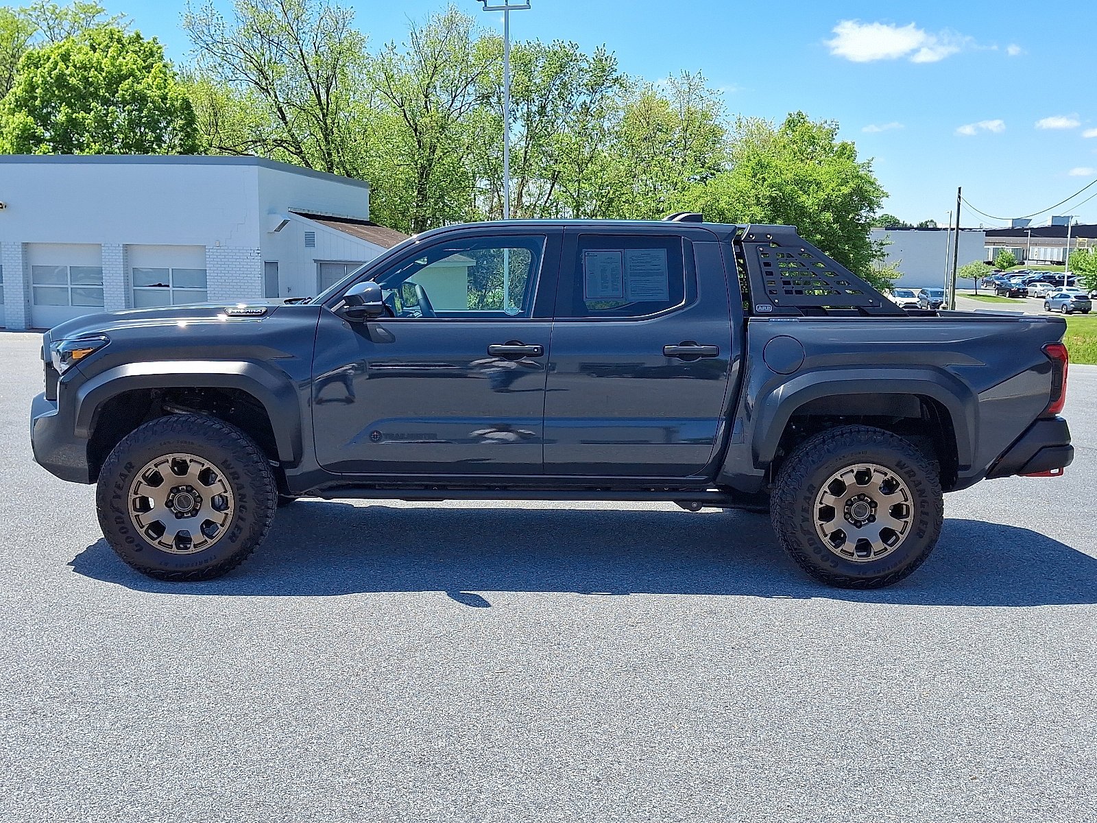 Used 2025 Underground Toyota Trailhunter Hybrid image 4