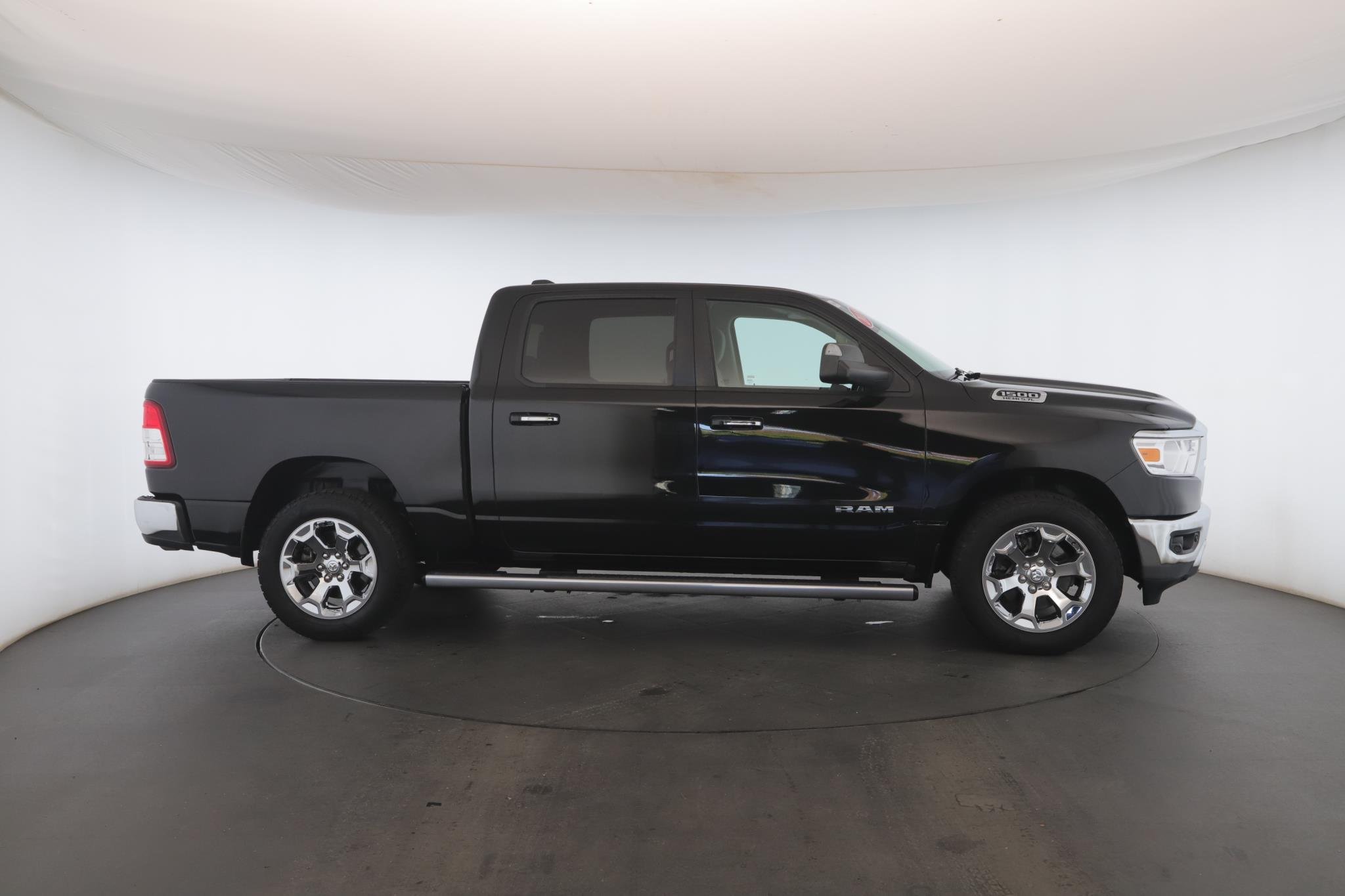 Used 2019 Diamond Black Crystal Pearlcoat Ram Big Horn 4x4 Crew Cab 5