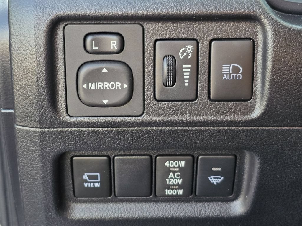 Used 2022 Classic Silver Metallic Toyota TRD Off-Road Premium image 19