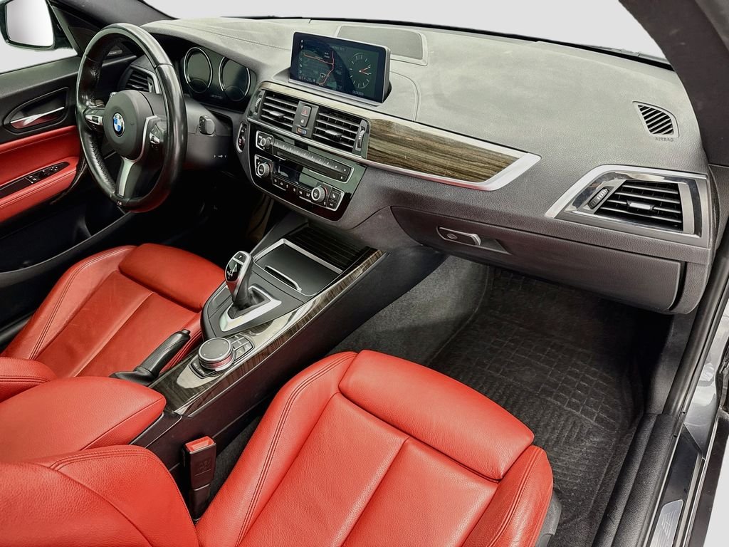 Used 2018 Mineral Gray Metallic BMW M240i xDrive image 16
