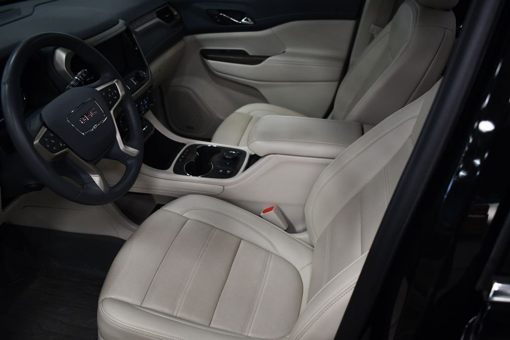 Used 2023 Ebony Twilight Metallic GMC Denali image 24
