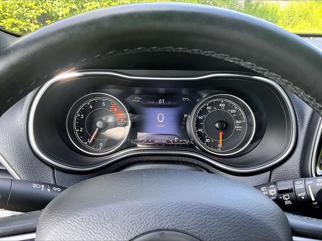 Used 2020 Gray Jeep Limited image 25