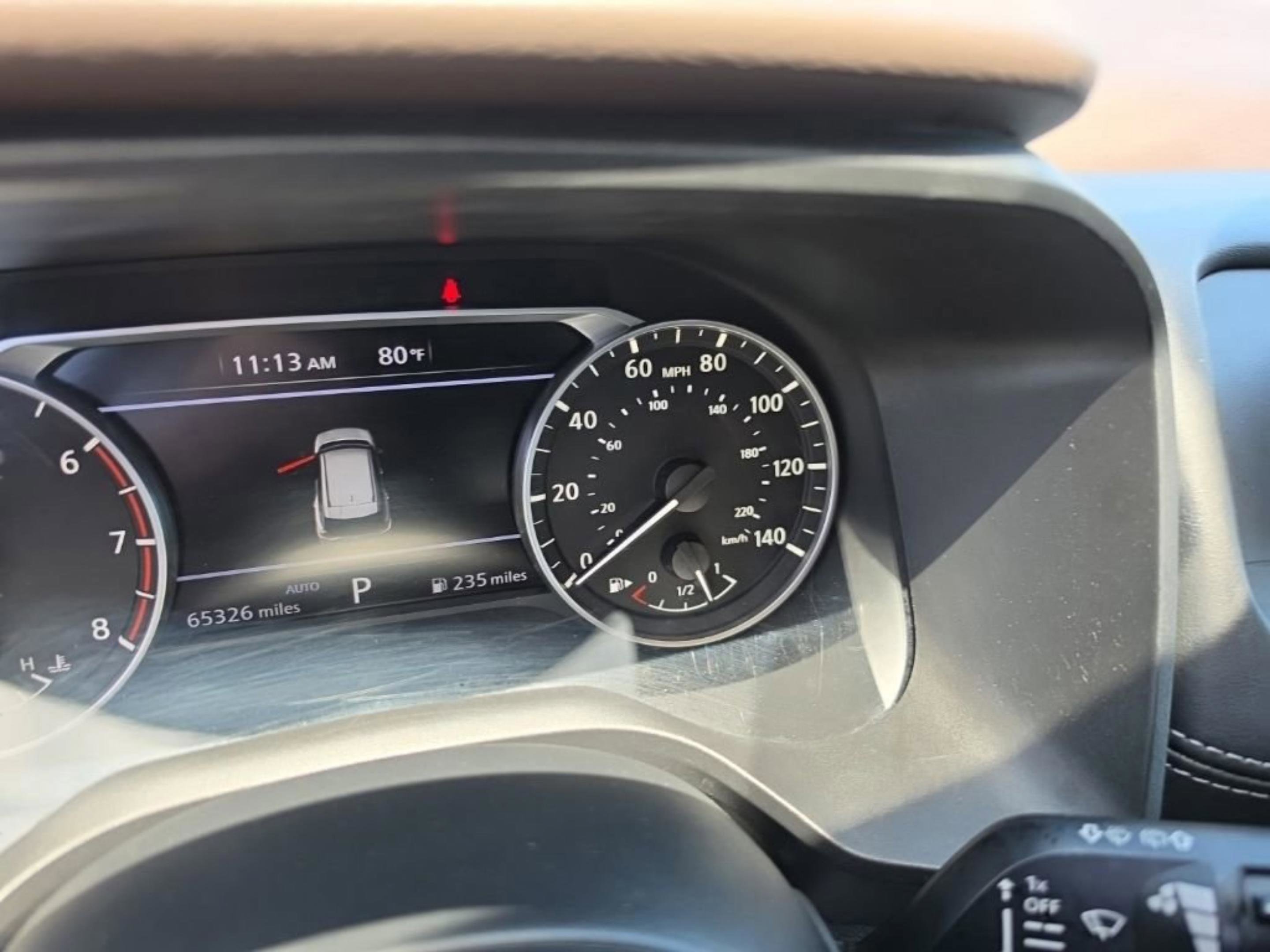 Used 2023 Gry/gray Nissan S image 16
