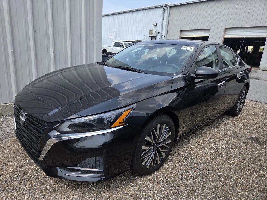 2025 Nissan Altima