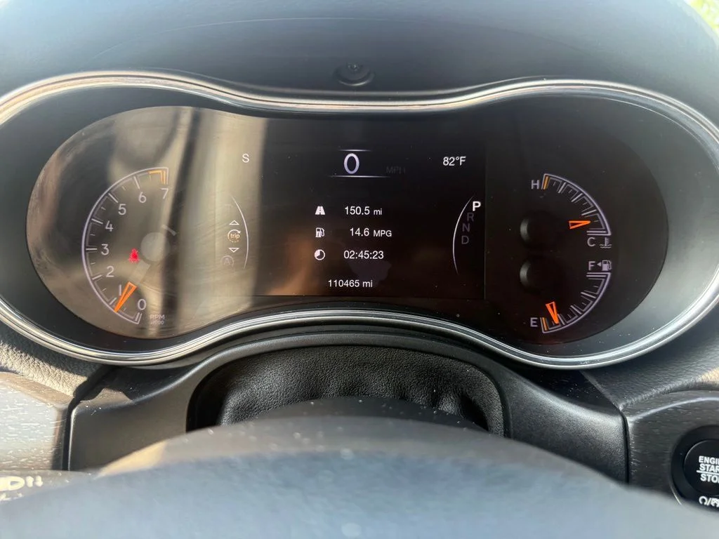 Used 2018 Gray Jeep Altitude image 19