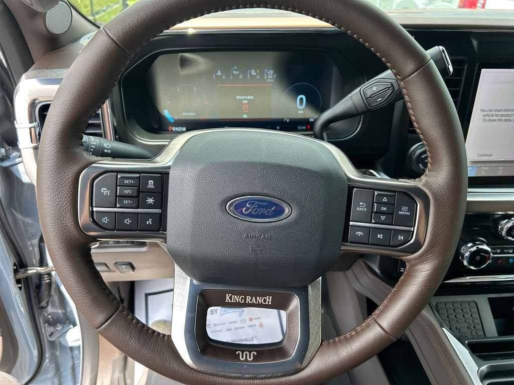 New 2026 Glacier Gray Metallic Tri-Coat Ford F-250® King Ranch® image 16