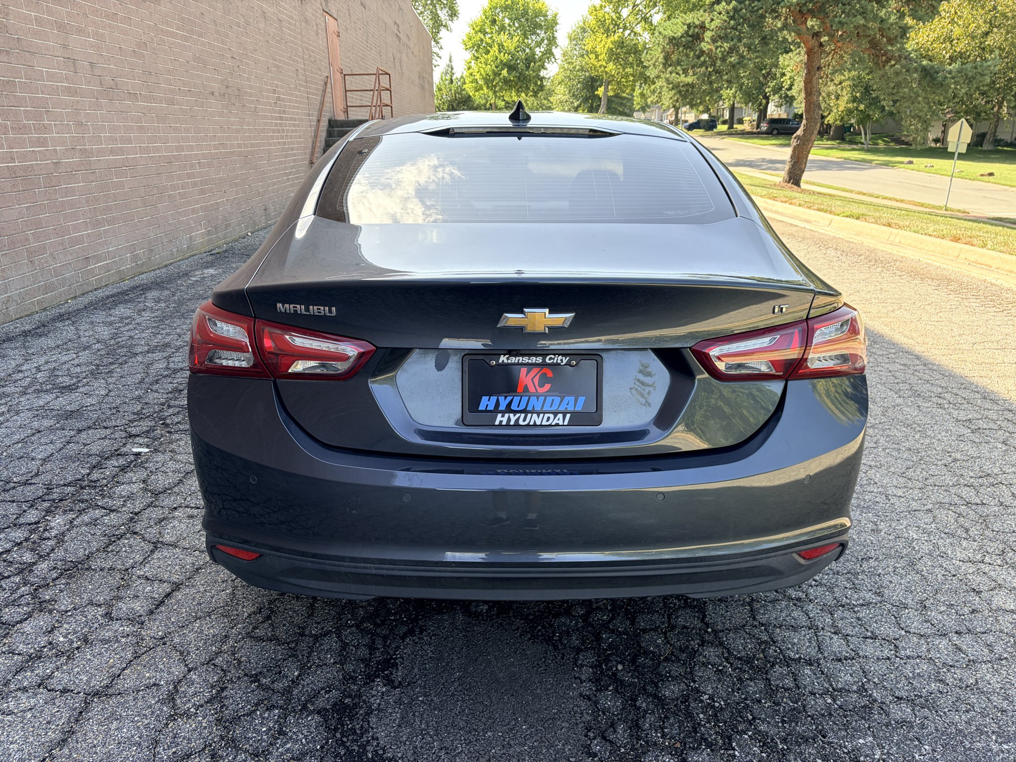 Used 2020 Shadow Gray Metallic Chevrolet LT image 4
