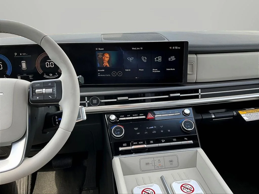 New 2026 White Hyundai SE image 6