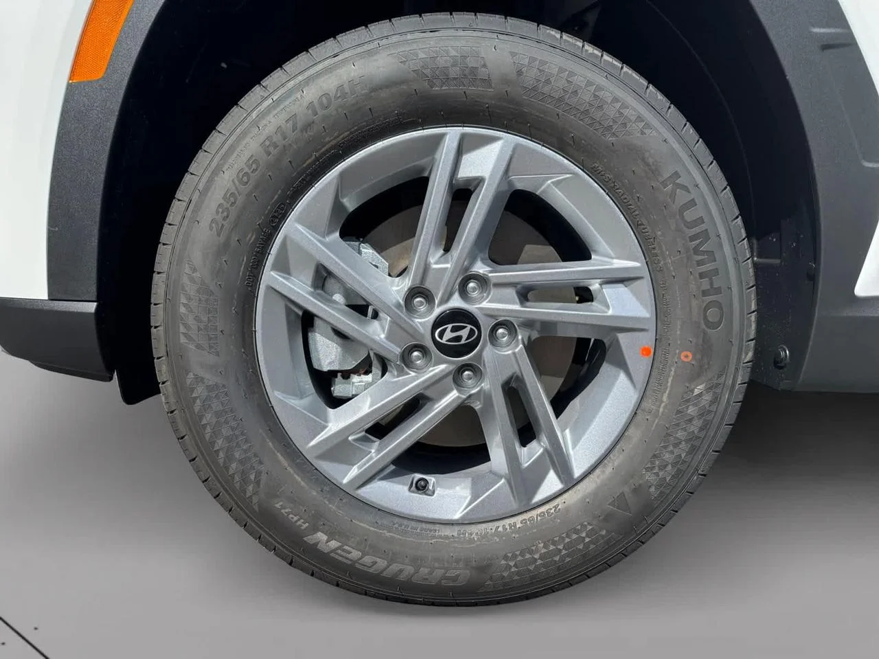 New 2026 White Hyundai SE AWD image 7