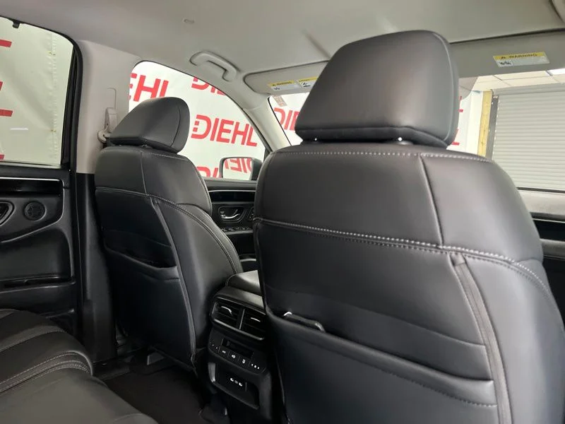Used 2024  Honda EX-L image 12