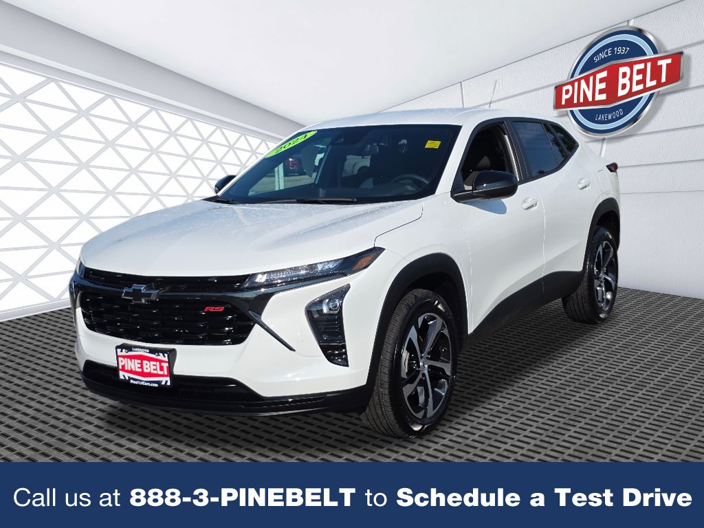 Used 2024 Summit White Chevrolet 1RS image 1