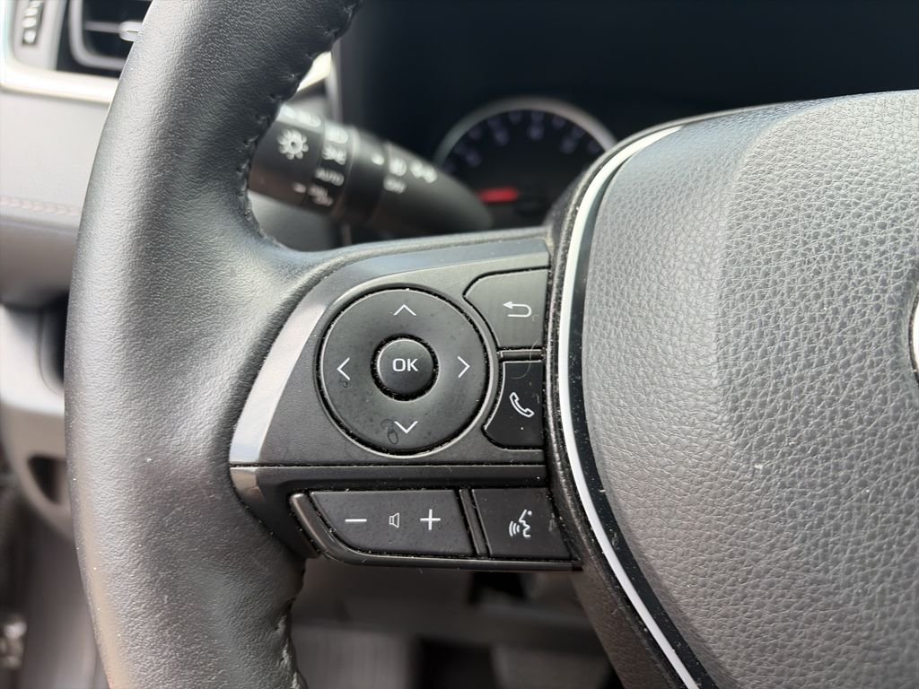Used 2022 Gray Toyota XLE Premium image 20