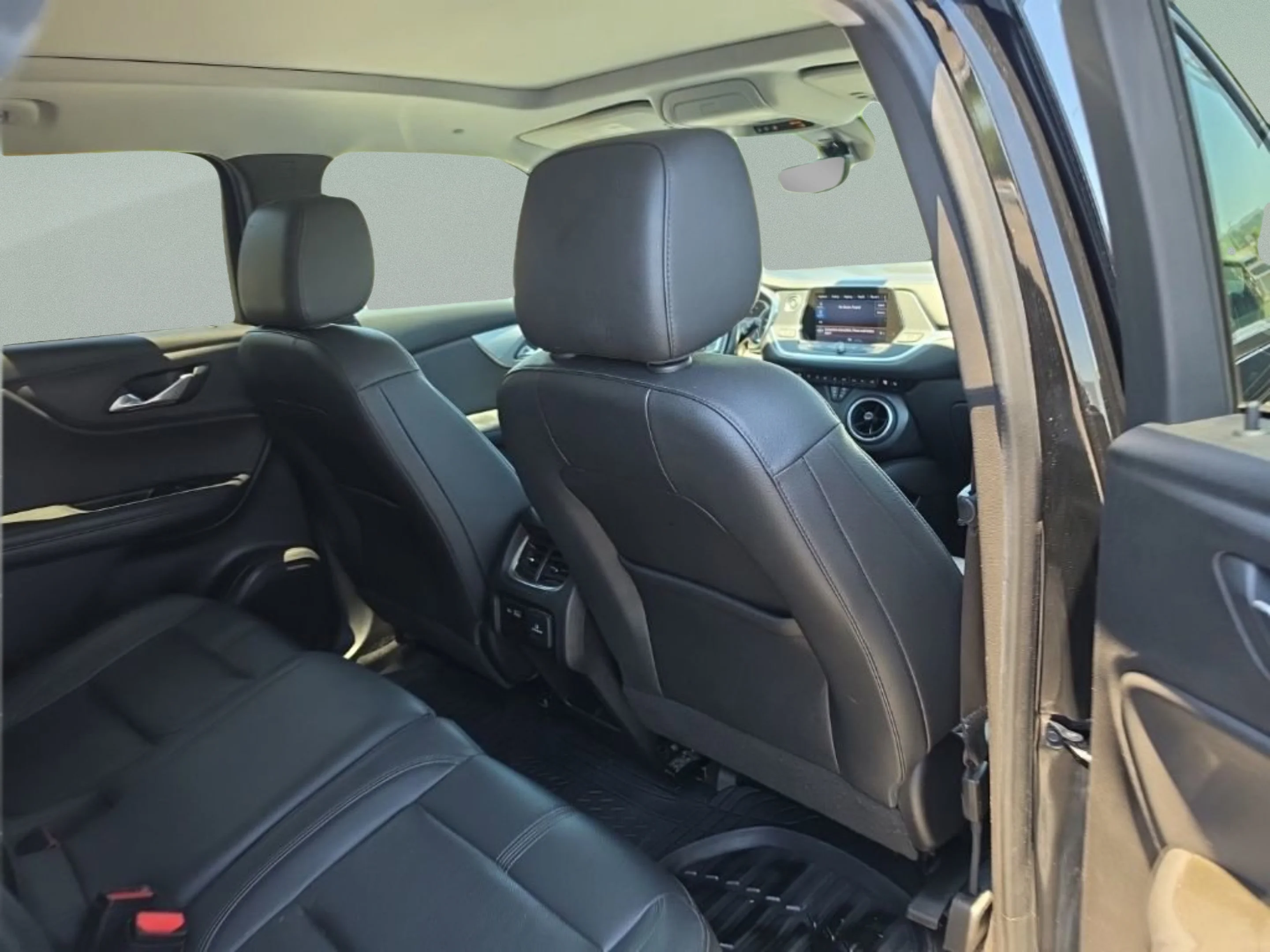 Used 2021 BLACK Chevrolet LT image 24