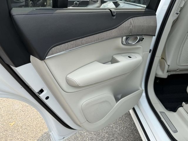 Used 2024 White Volvo Ultimate image 12